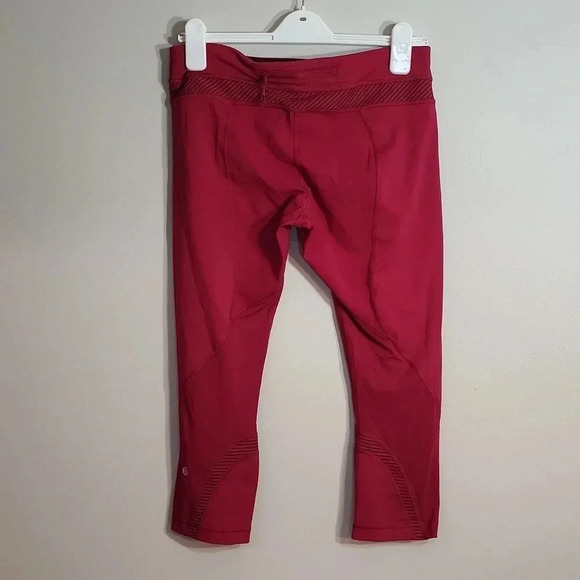 Lululemon Red Capri Leggings - Picture 2 of 11